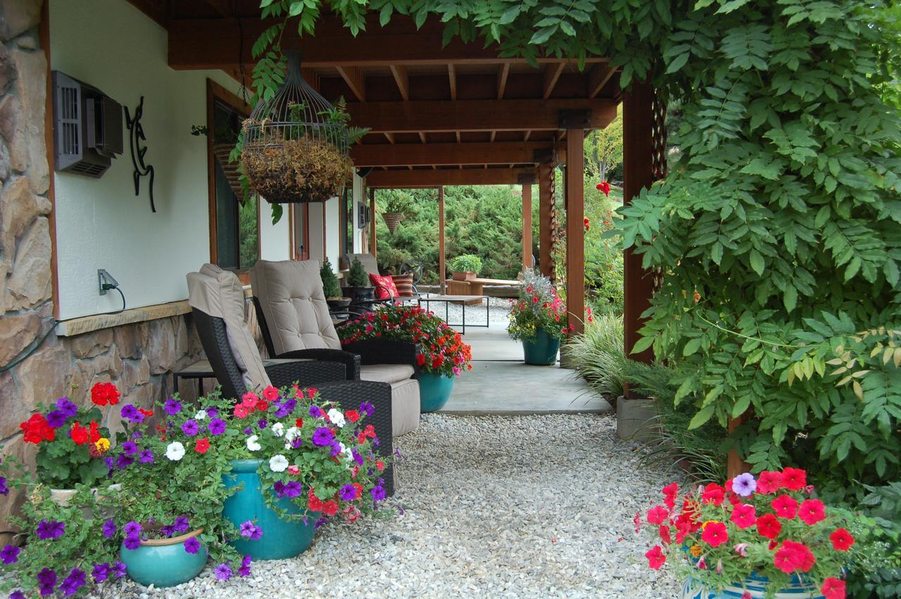 Fox Den Bed & Breakfast 3*