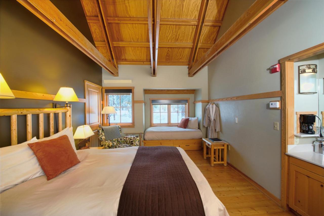 Resort Sleeping Lady Mountain