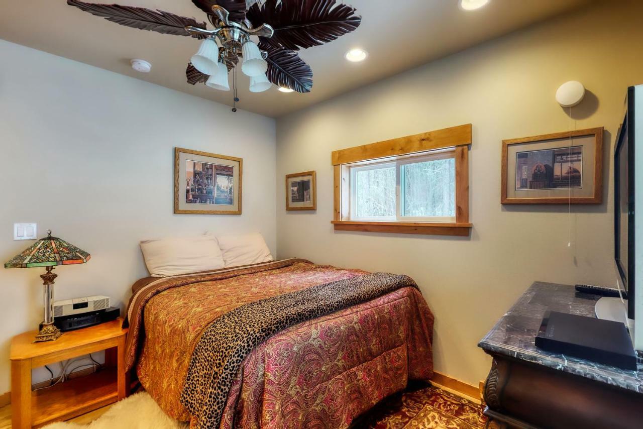 Merry Creekside Retreat Holiday home *