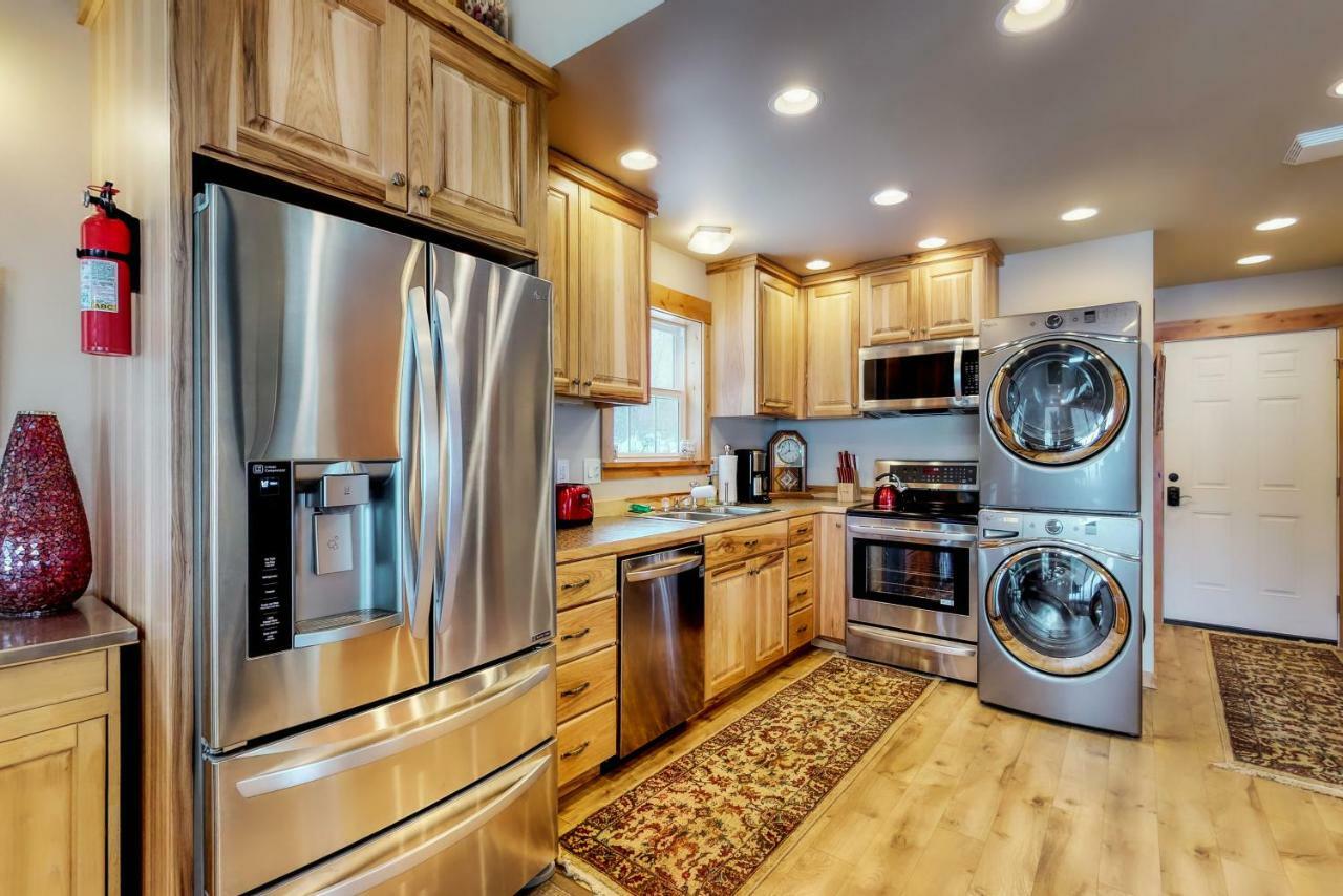 Merry Creekside Retreat Holiday home *