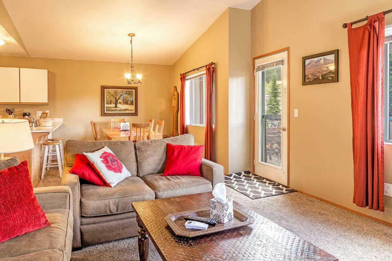 Alpine Village Apartment
