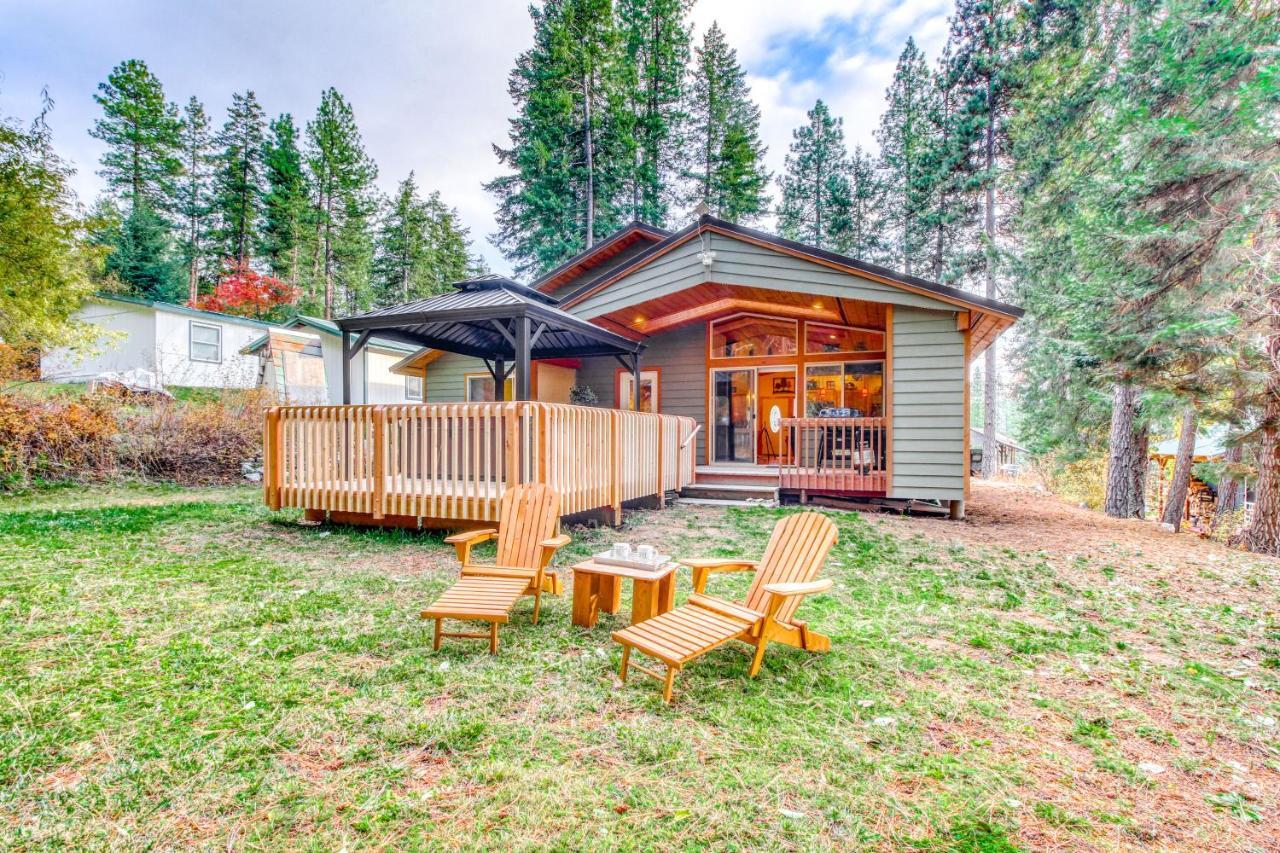 Forest Edge * Leavenworth