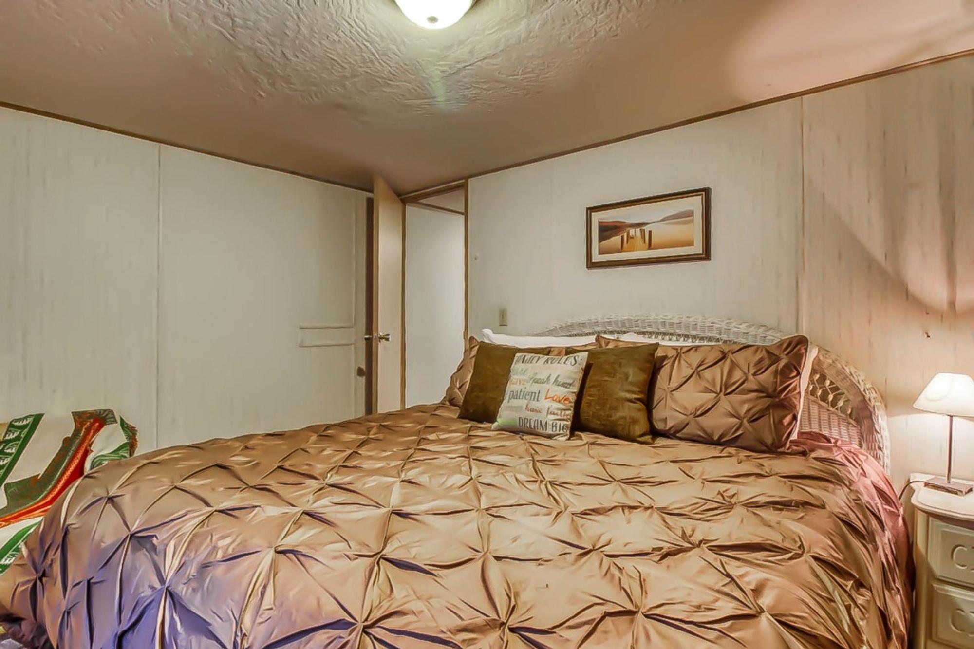 Pinecone Den * Leavenworth