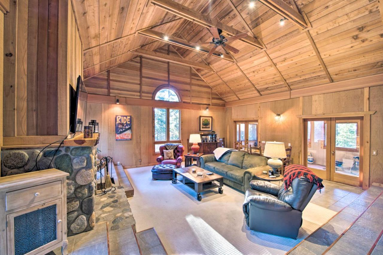 Cabin With Hot Tub 14 Miles To Leavenworth! * Leavenworth