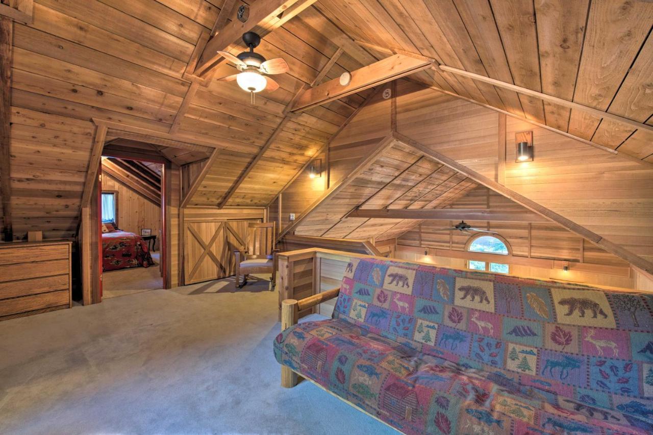Cabin With Hot Tub 14 Miles To Leavenworth! * Leavenworth