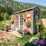 Granite Hills Inn
