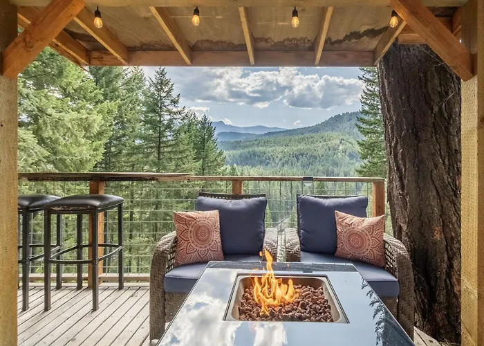 Das Tree Haus By Nw Comfy Cabins
