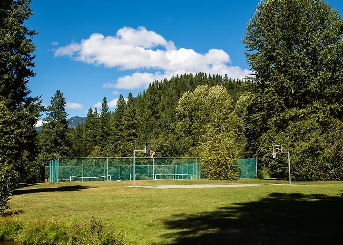 Leavenworth Camping Resort Tiny House Rudolf