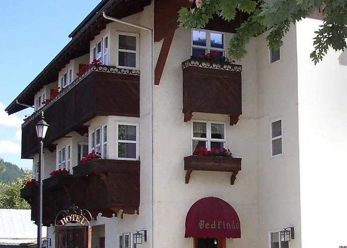 The Blackbird Lodge