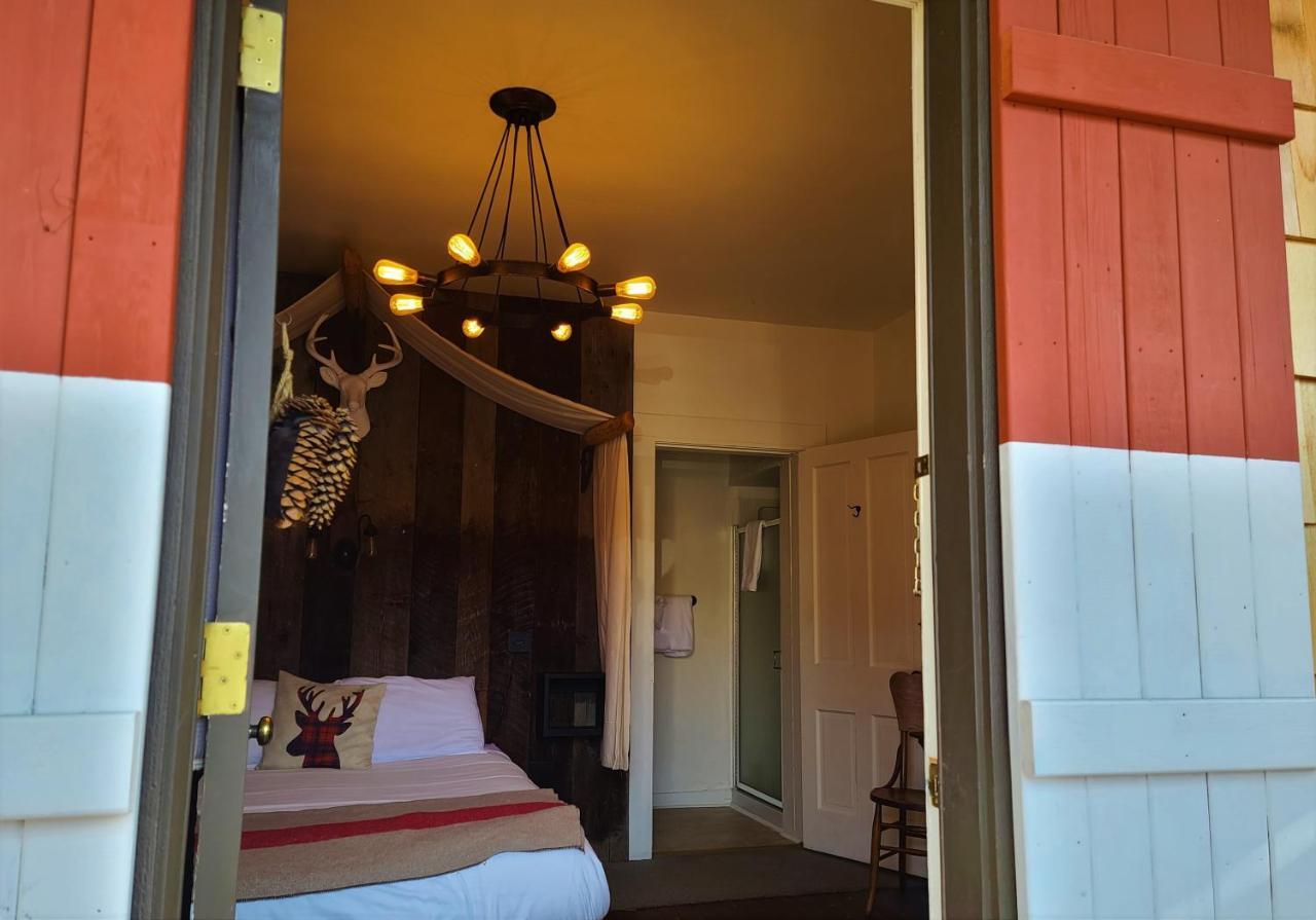 Mrs. Anderson's Hotel