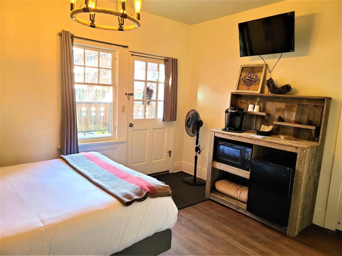 Hotel Mrs. Anderson's 2*