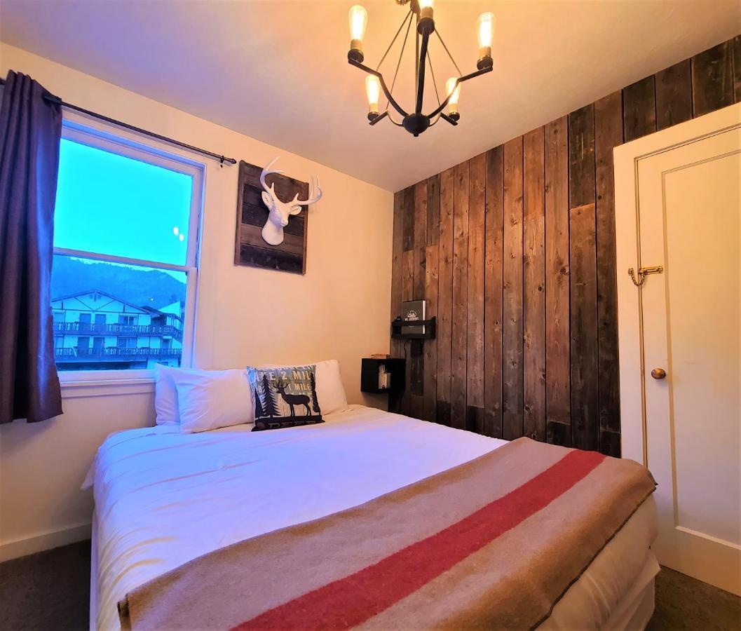 Mrs. Anderson's Hotel Leavenworth