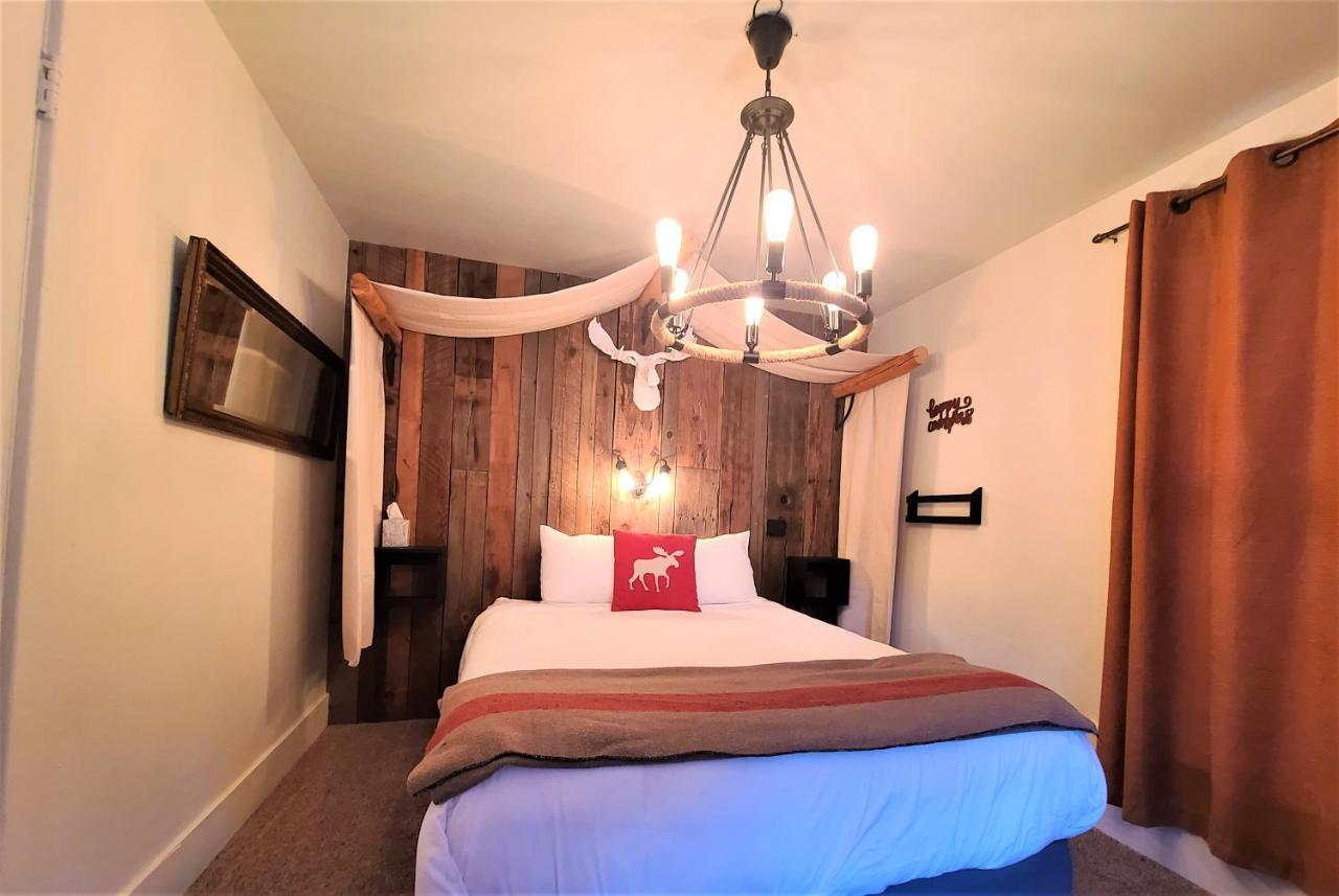 Mrs. Anderson's Hotel