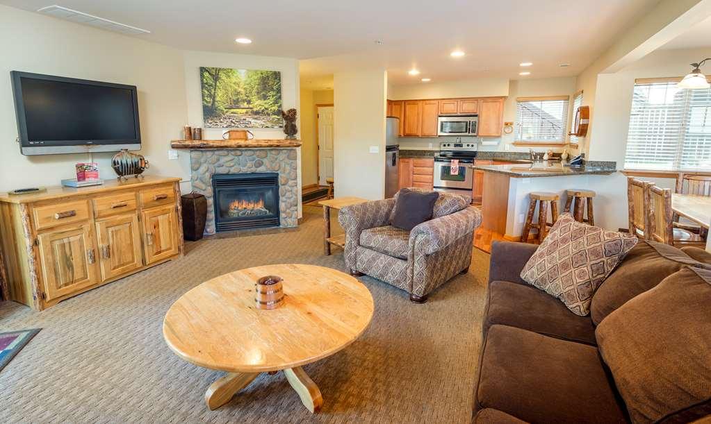 Icicle Village Resort 3*