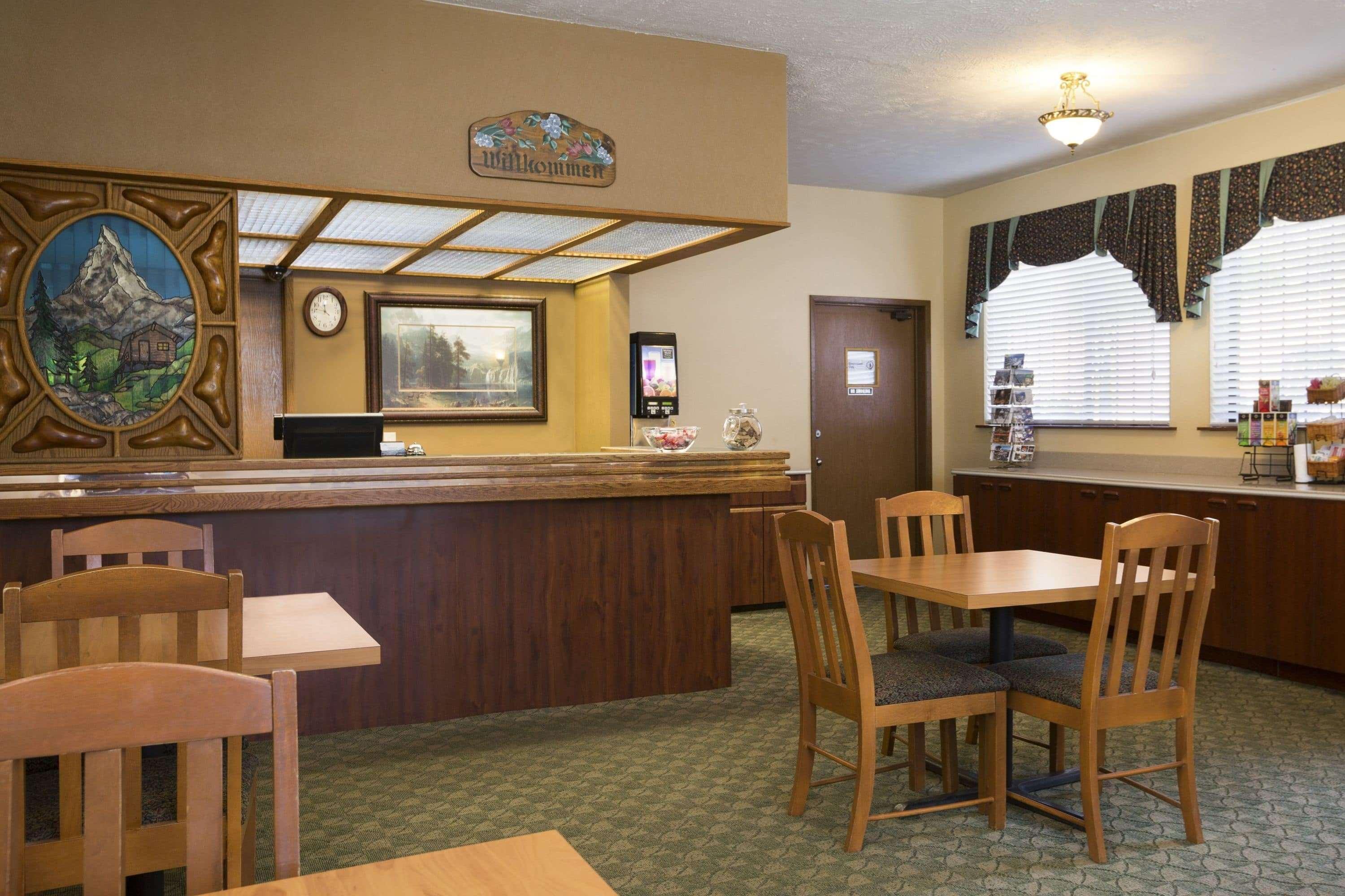 Howard Johnson By Wyndham Hotel