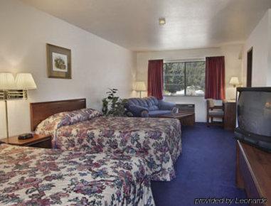 Howard Johnson By Wyndham Hotel