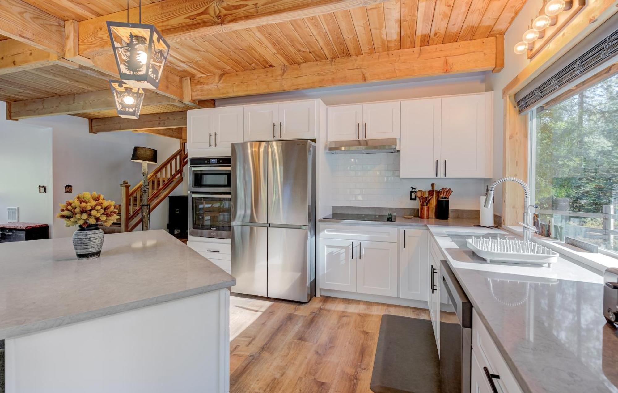 Serene Waterfront With Sauna & Access