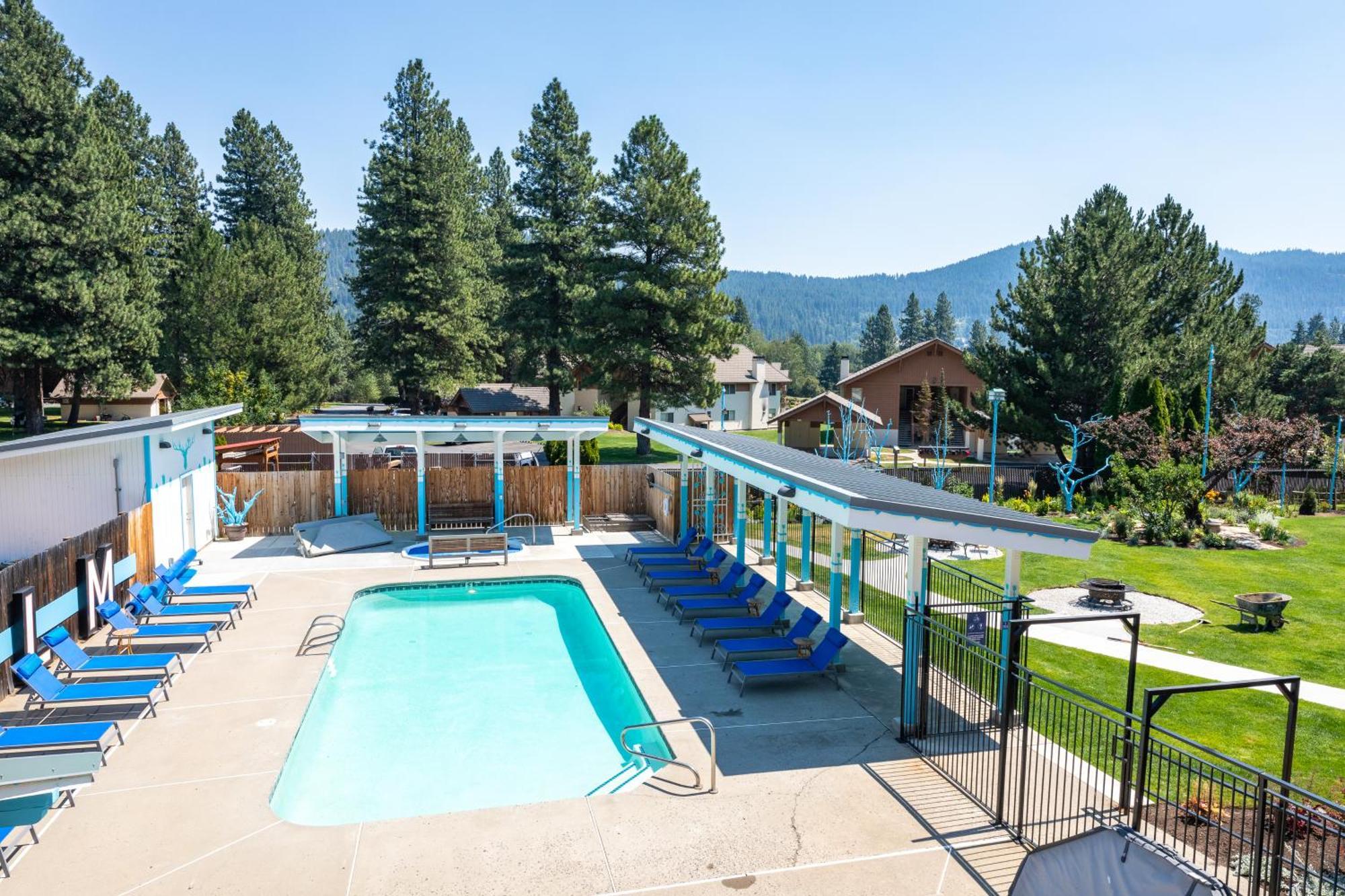 Blue Elk 3* Leavenworth