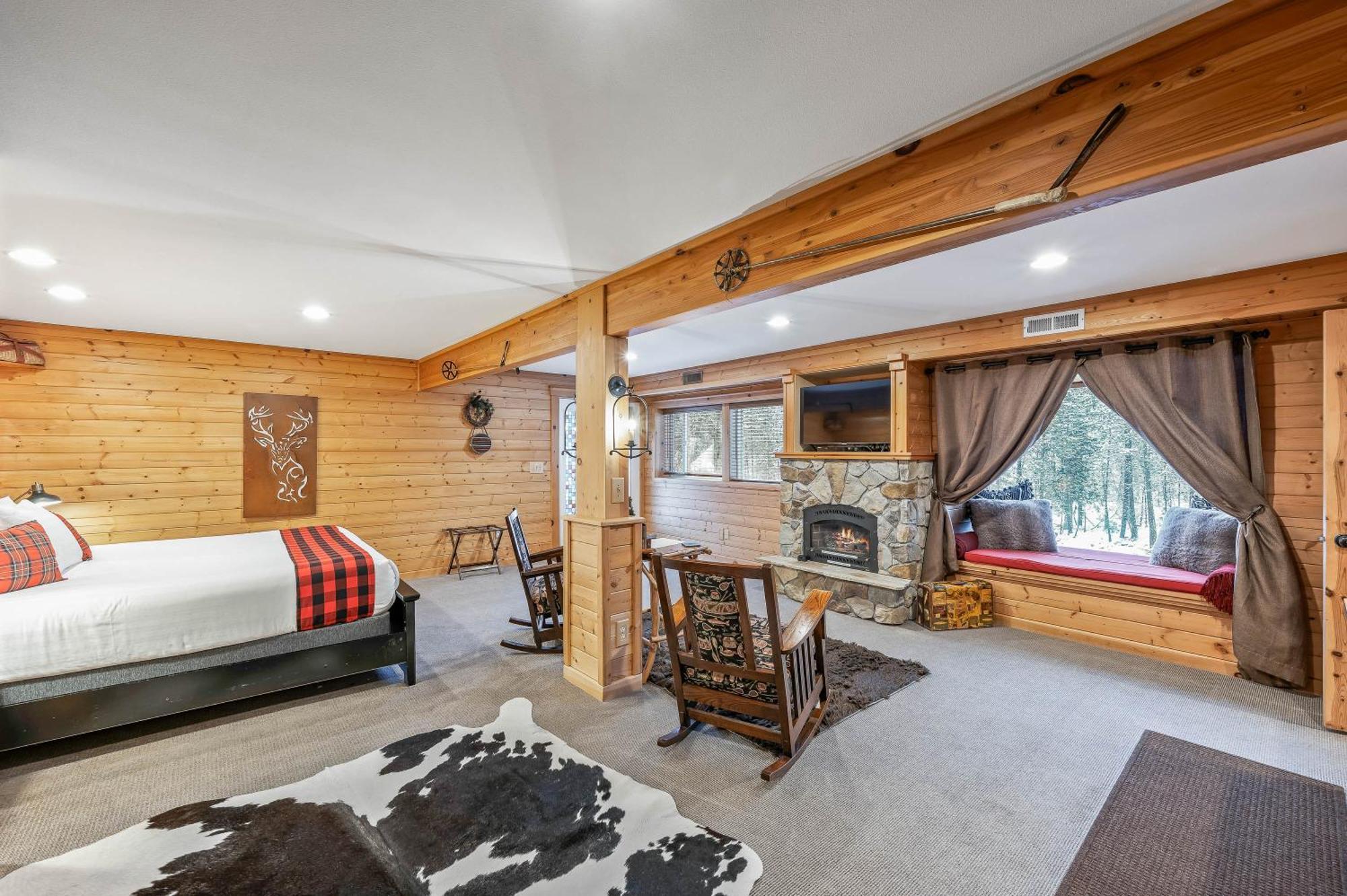 Seasons River Inn