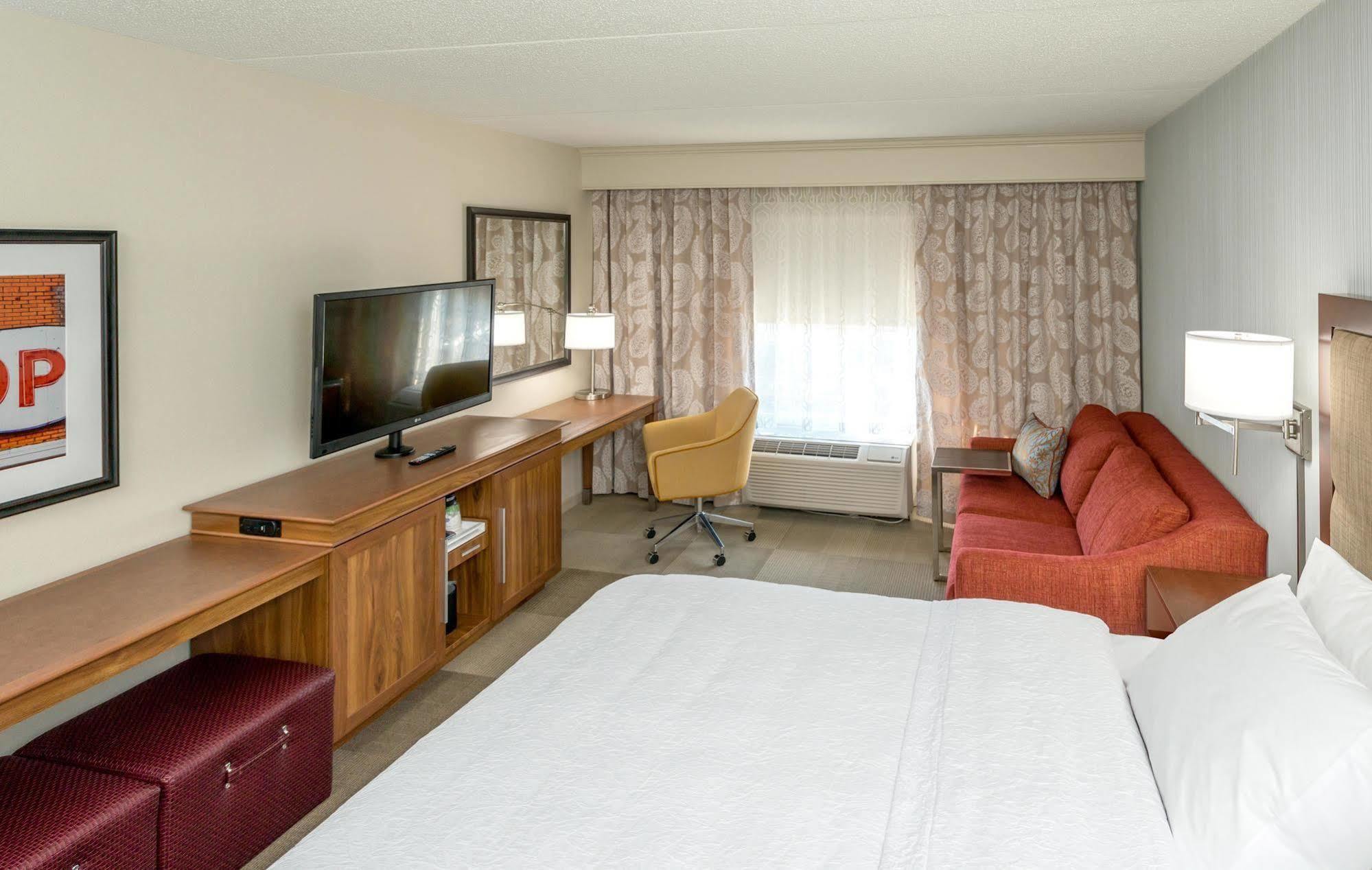 Hampton & Hotel Leavenworth