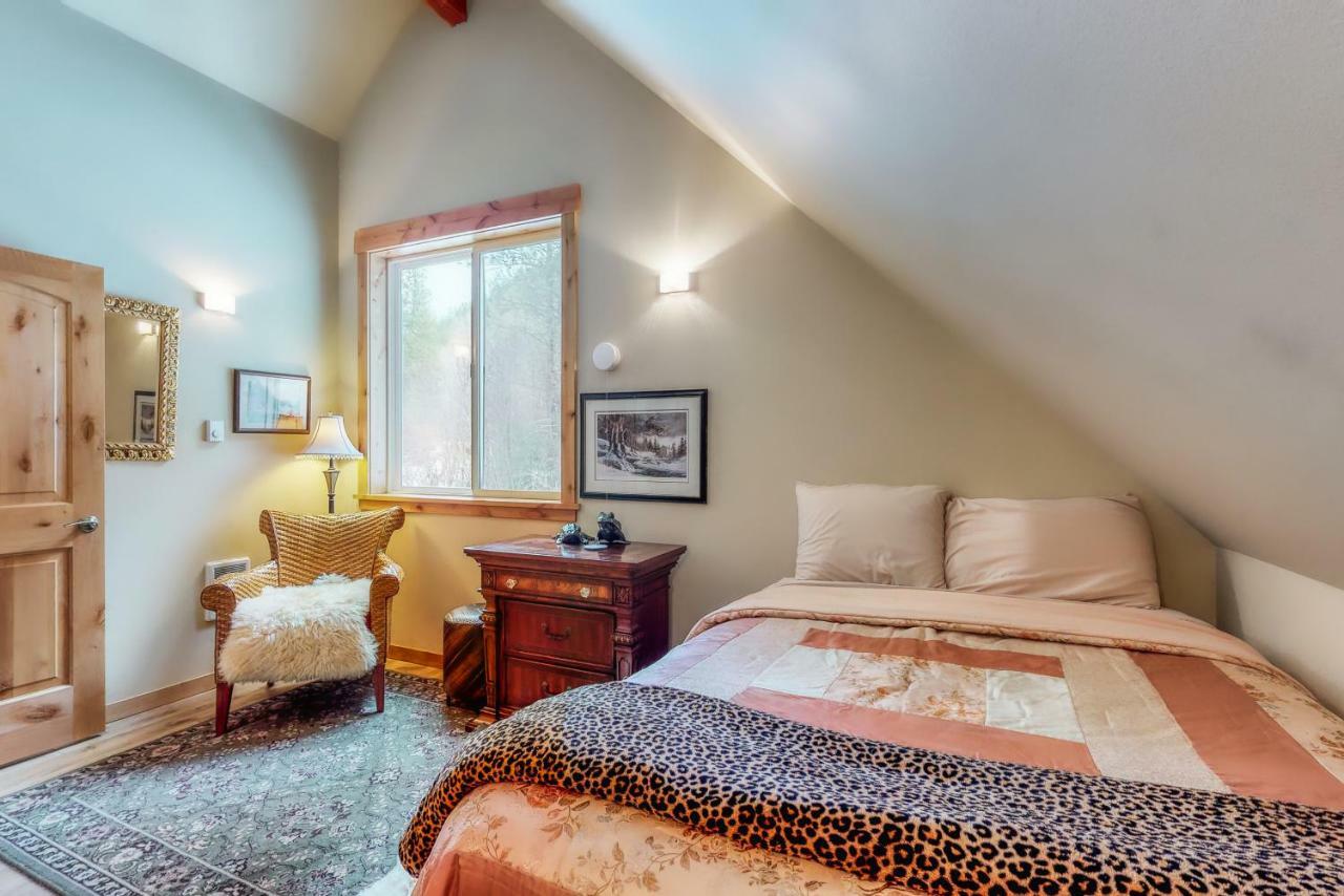Merry Creekside Retreat Holiday home *