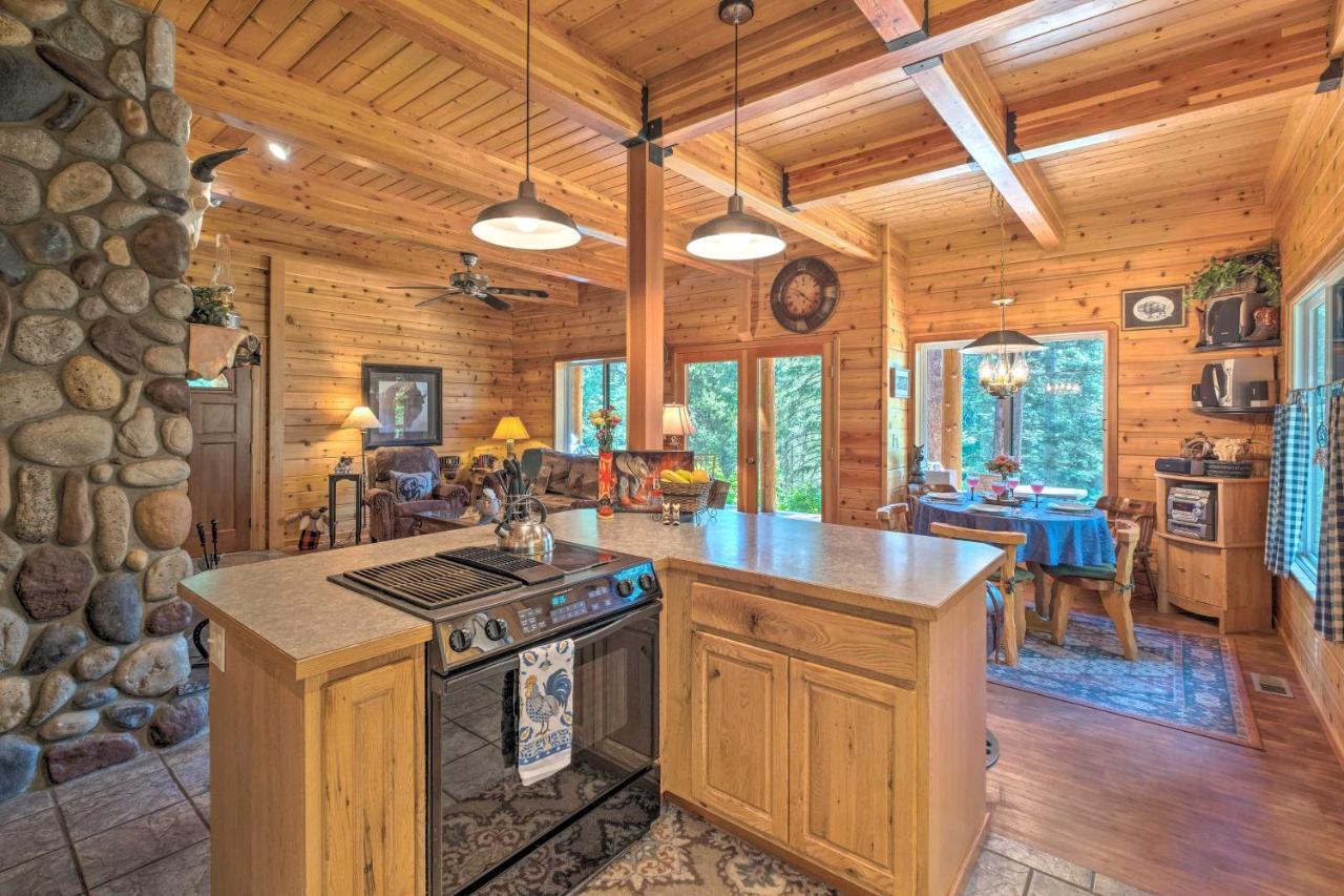 Holiday home Secluded Cabin On Chiwawa River!